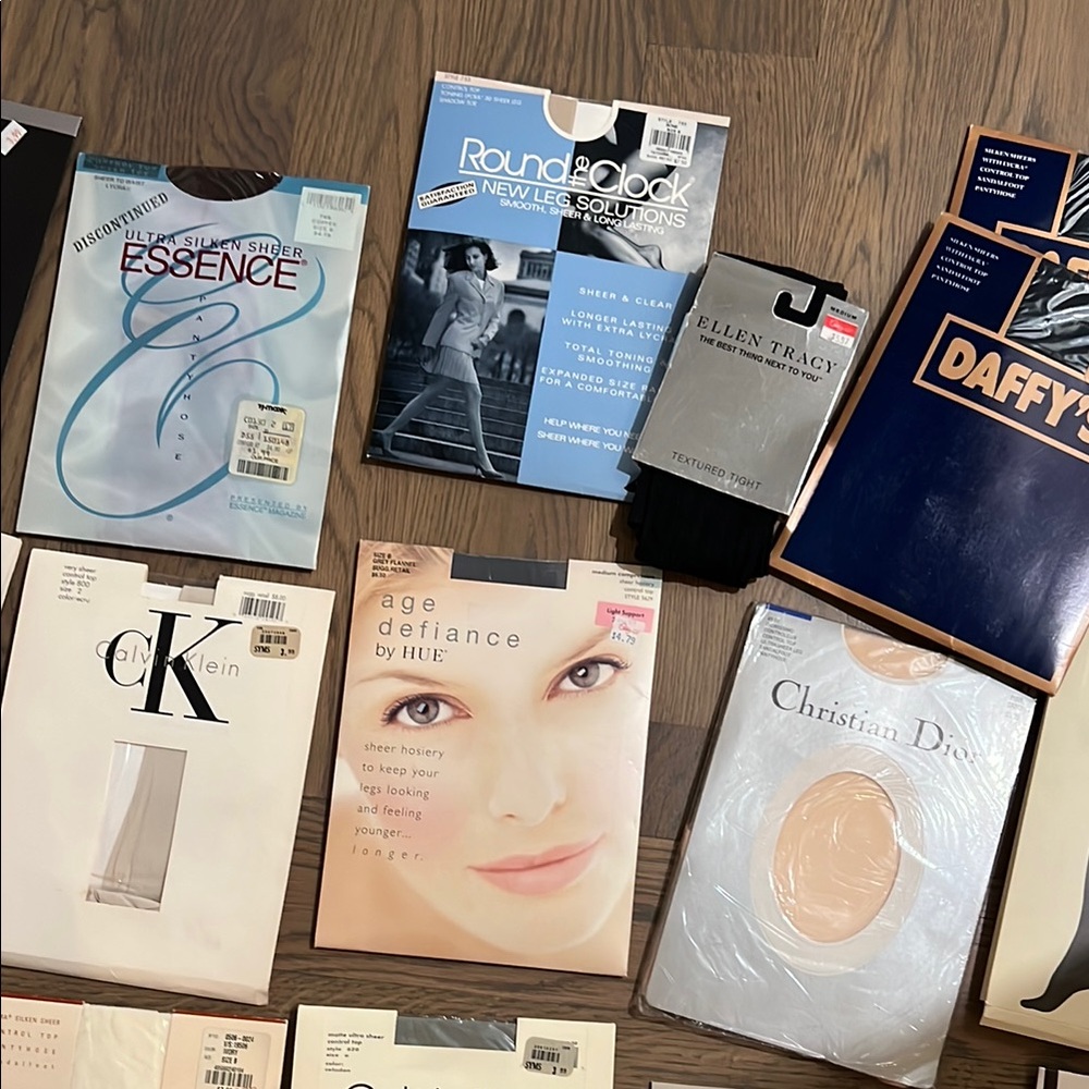 Extensive panty hose Collection in Black, White, and Beige and other colors - Picture 7 of 10